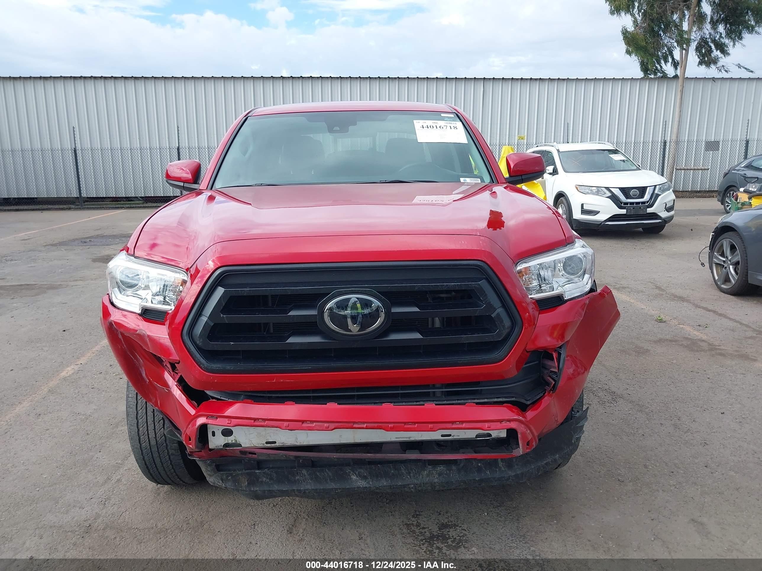 2021 Toyota Tacoma Sr Red vin: 3TYAX5GN1MT016424
