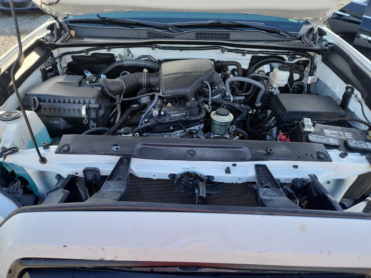 2022 Toyota Tacoma Sr White vin: 3TYAX5GN1NT067052