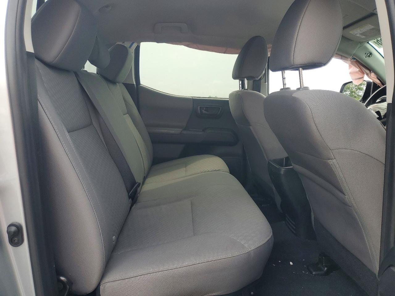 2023 Toyota Tacoma Sr Silver vin: 3TYAX5GN3PT083224