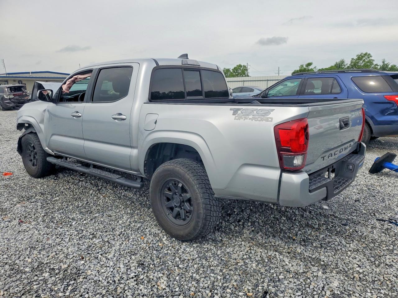 2023 Toyota Tacoma Sr Silver vin: 3TYAX5GN3PT083224