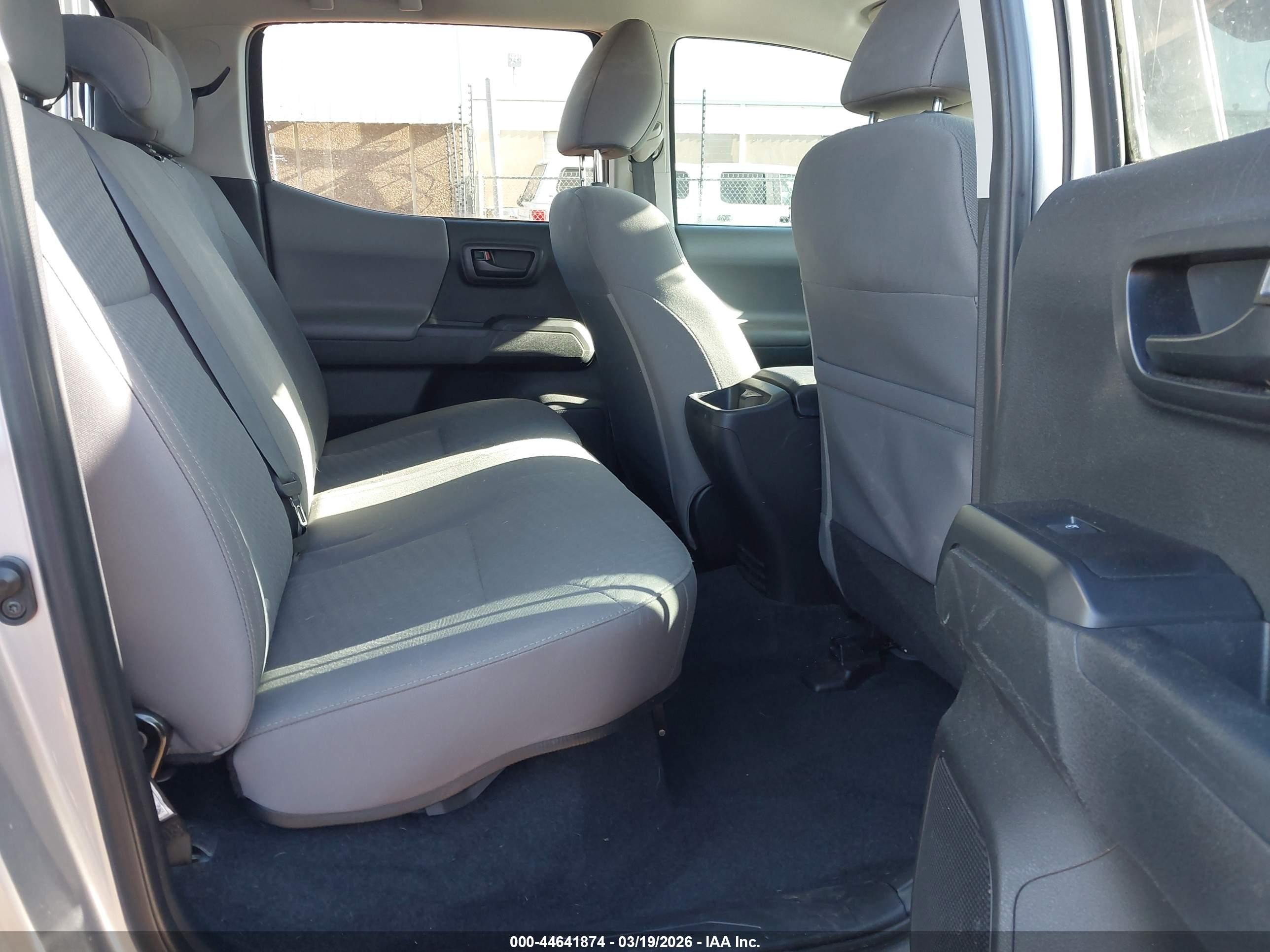 2022 Toyota Tacoma Sr Серый vin: 3TYAX5GN6NT035536