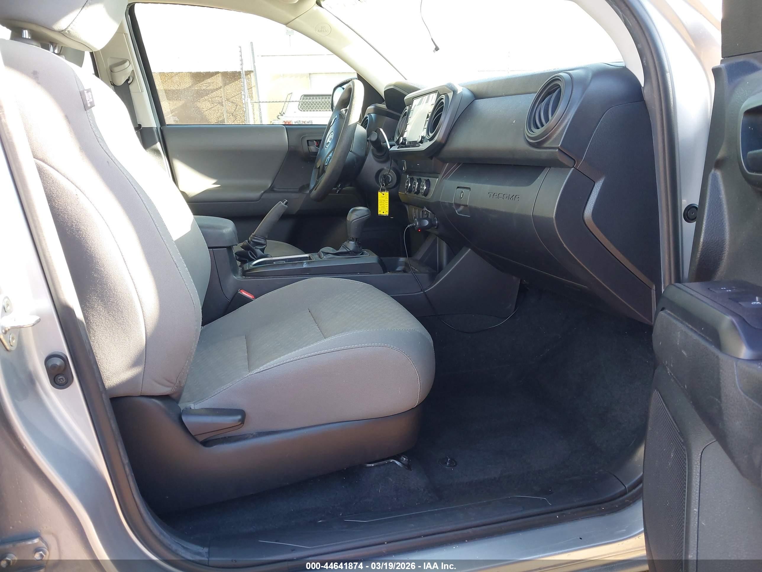 2022 Toyota Tacoma Sr Серый vin: 3TYAX5GN6NT035536