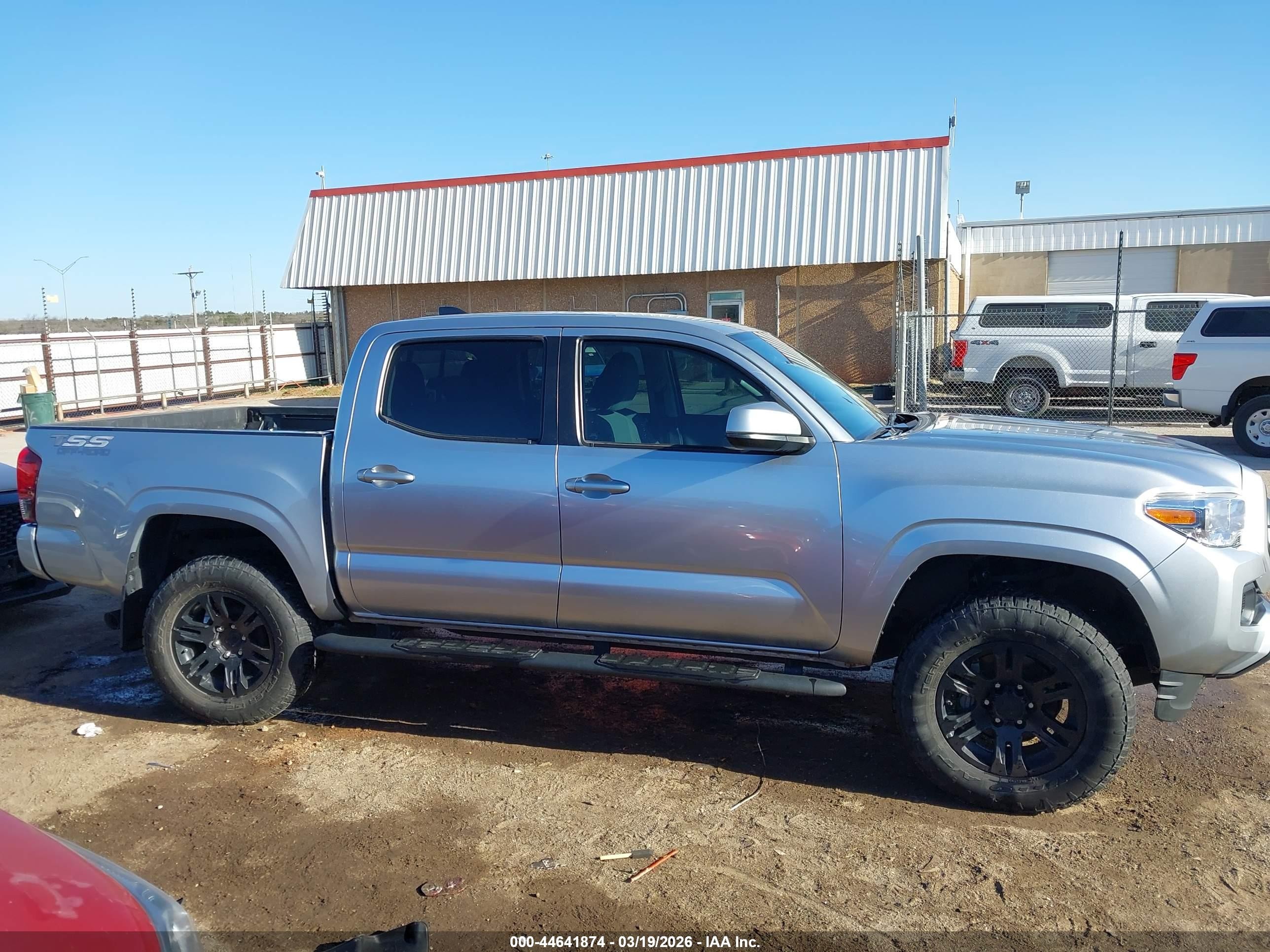 2022 Toyota Tacoma Sr Серый vin: 3TYAX5GN6NT035536