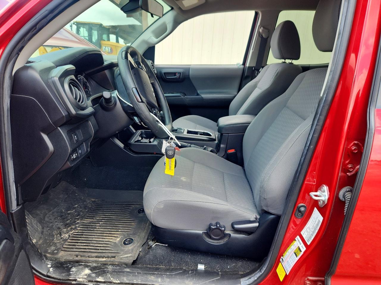 2022 Toyota Tacoma Sr Красный vin: 3TYAX5GN8NT047221