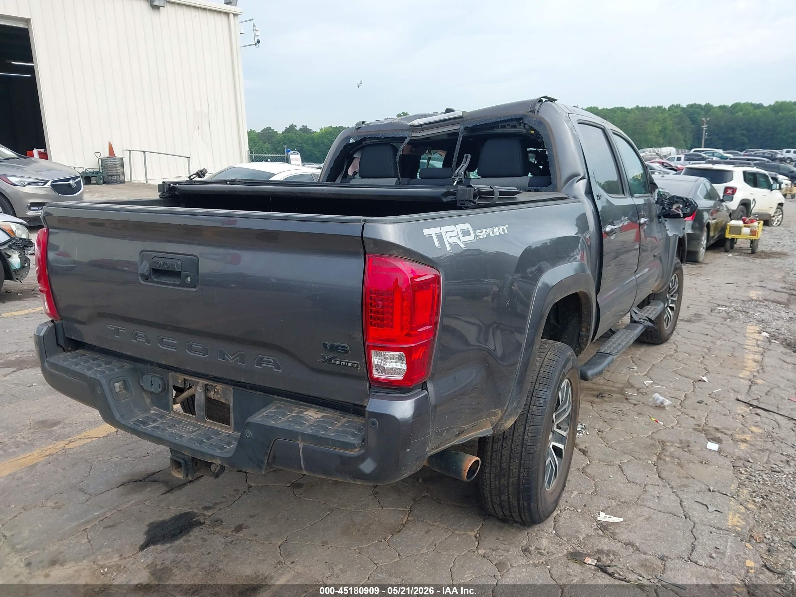 2022 Toyota Tacoma Trd Sport Gray vin: 3TYAZ5CN3NT016720