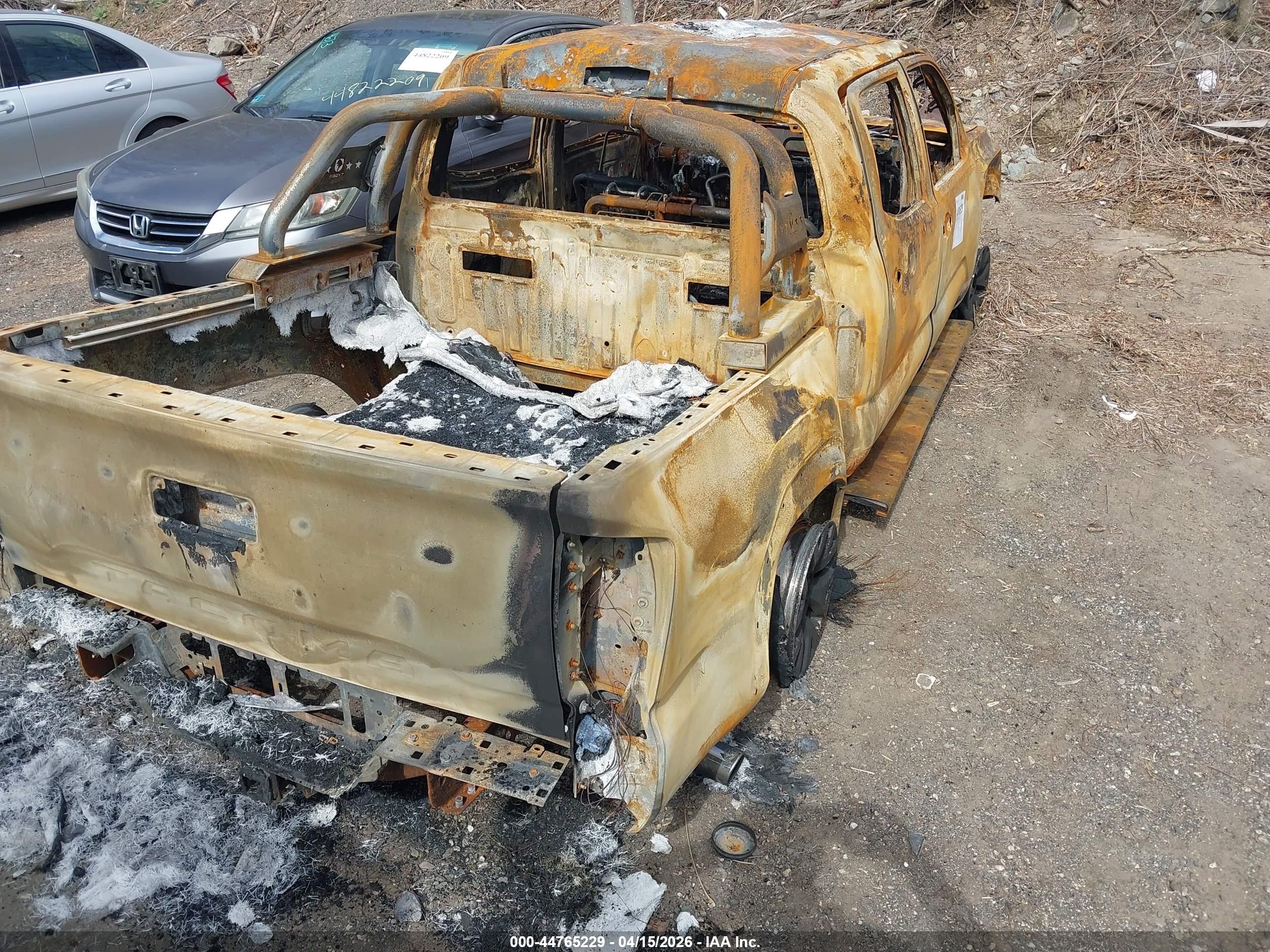 2023 Toyota Tacoma Sr5 V6 Gold vin: 3TYCZ5AN0PT105966