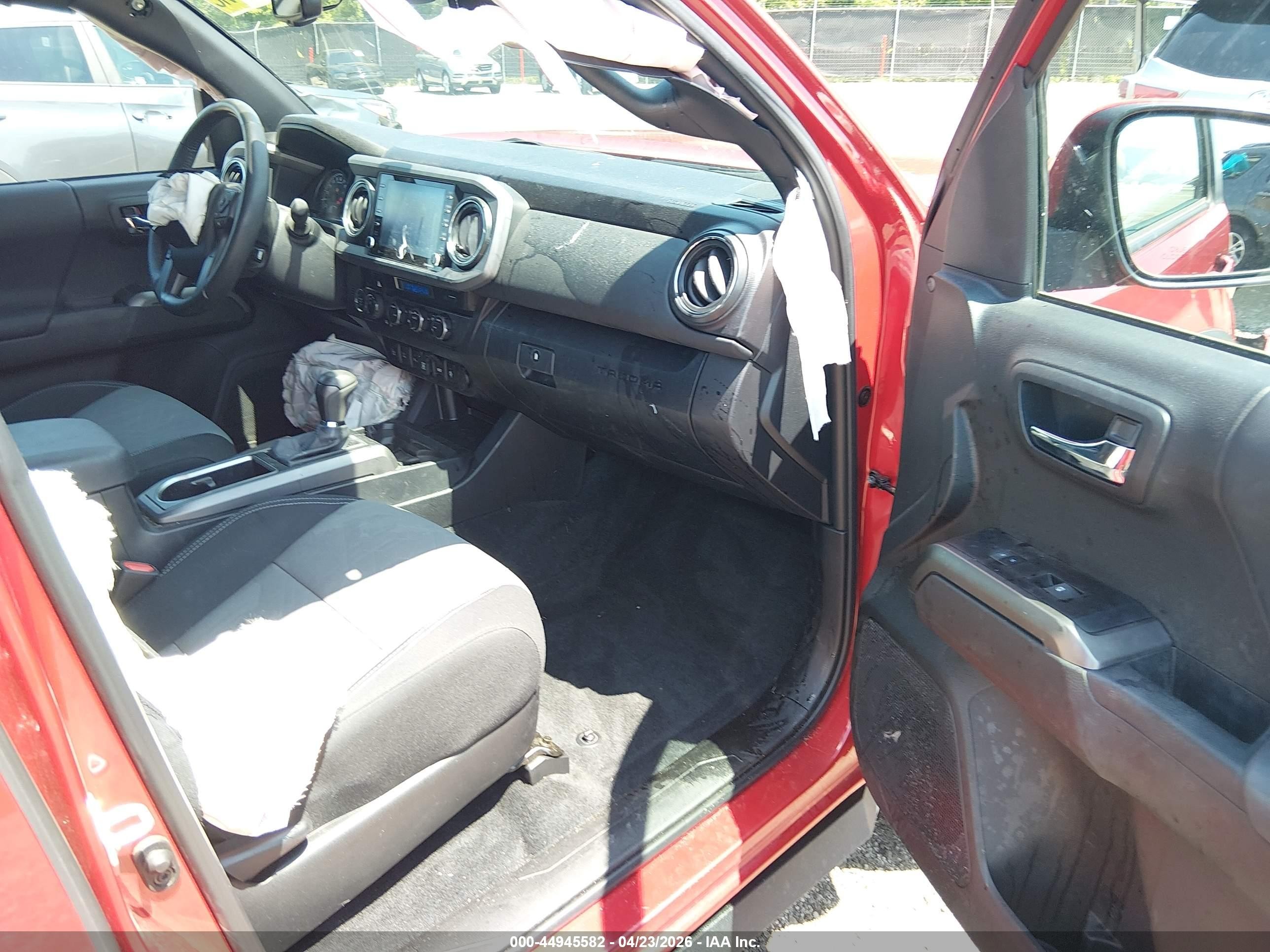 2023 Toyota Tacoma Trd Off Road Red vin: 3TYCZ5AN0PT165679