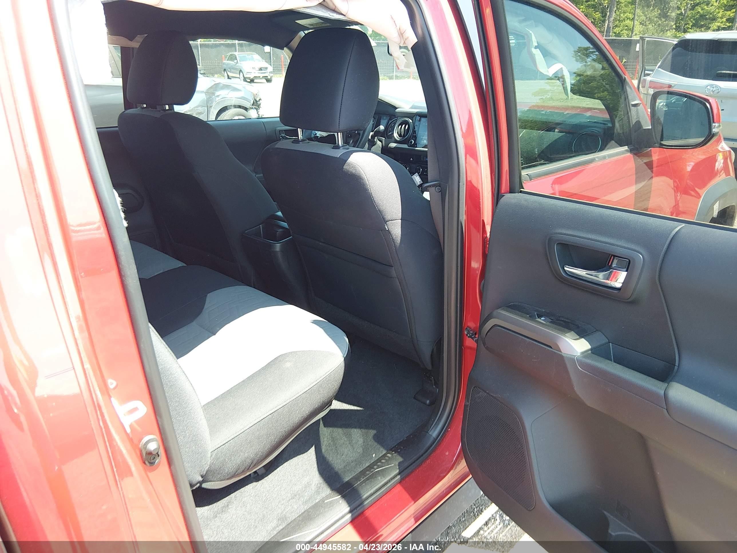 2023 Toyota Tacoma Trd Off Road Red vin: 3TYCZ5AN0PT165679