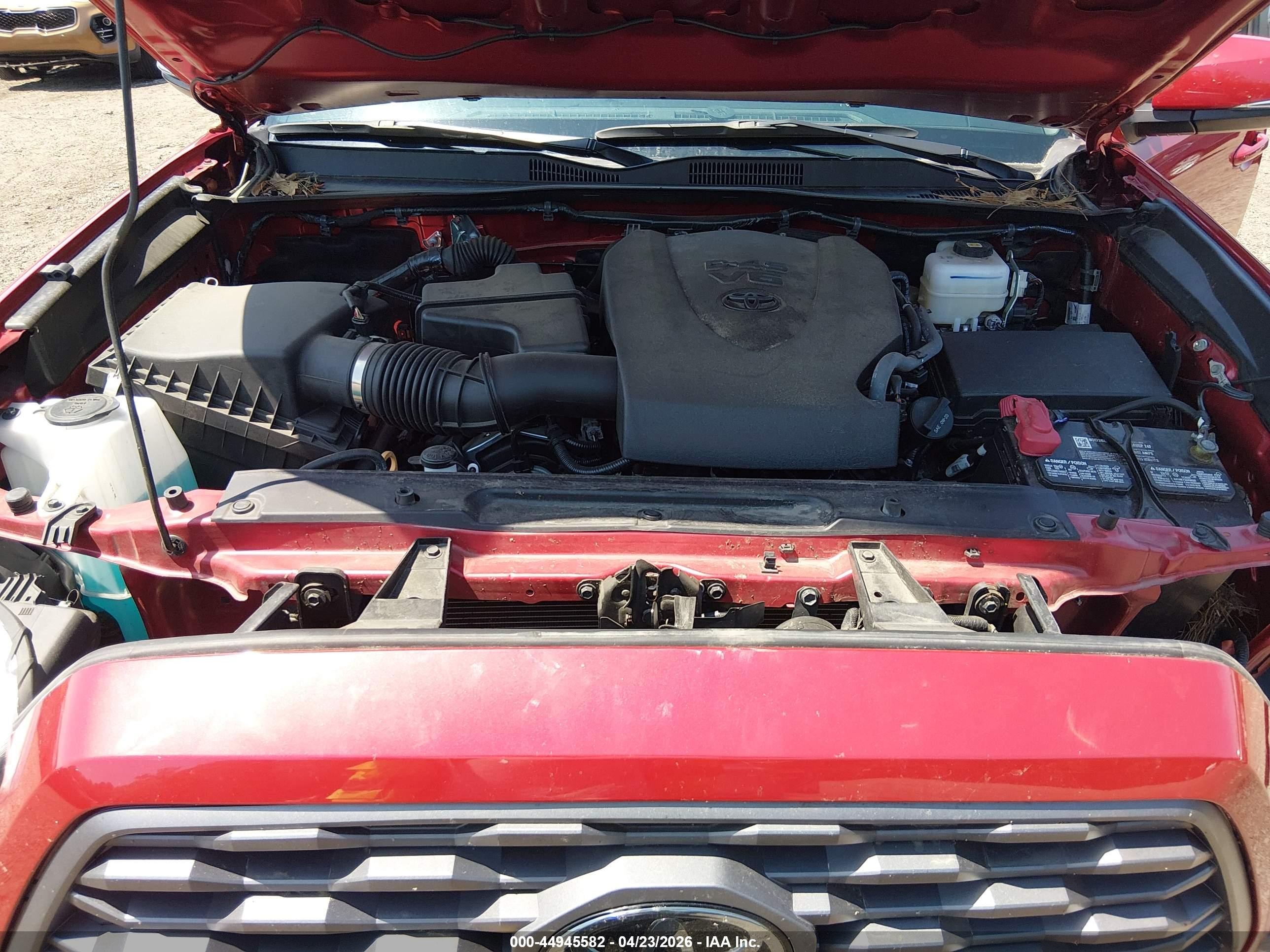 2023 Toyota Tacoma Trd Off Road Red vin: 3TYCZ5AN0PT165679