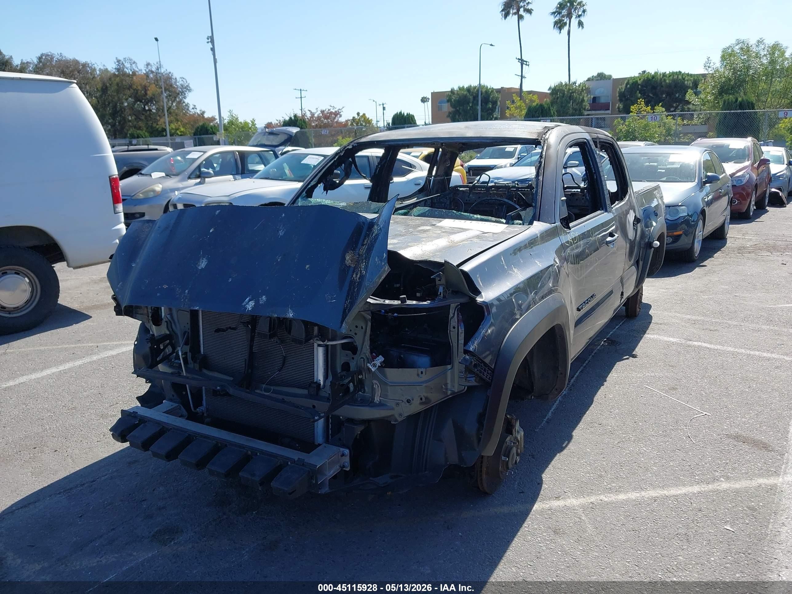 2023 Toyota Tacoma Trd Off Road Черный vin: 3TYCZ5AN3PT173159