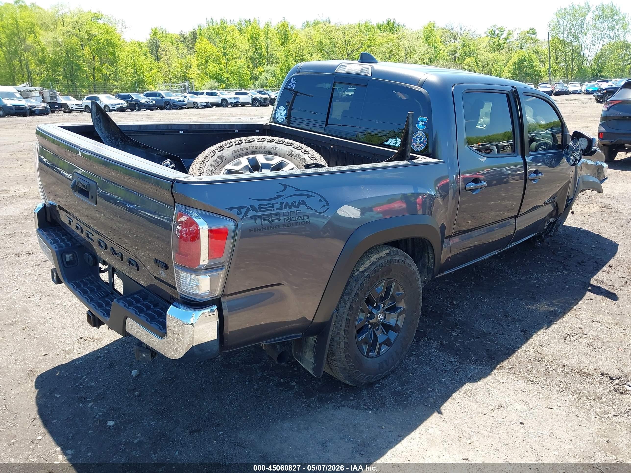 2023 Toyota Tacoma Trd Off Road Серый vin: 3TYCZ5AN5PT128353