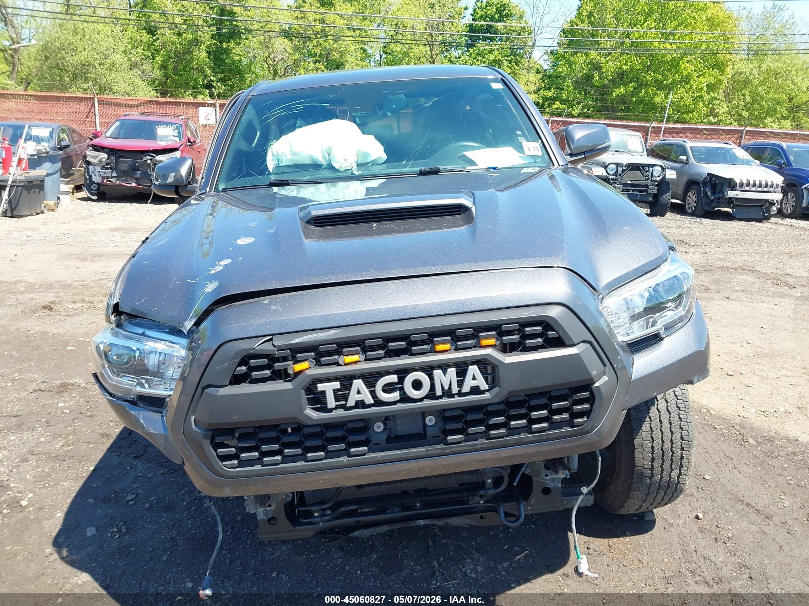 2023 Toyota Tacoma Trd Off Road Серый vin: 3TYCZ5AN5PT128353