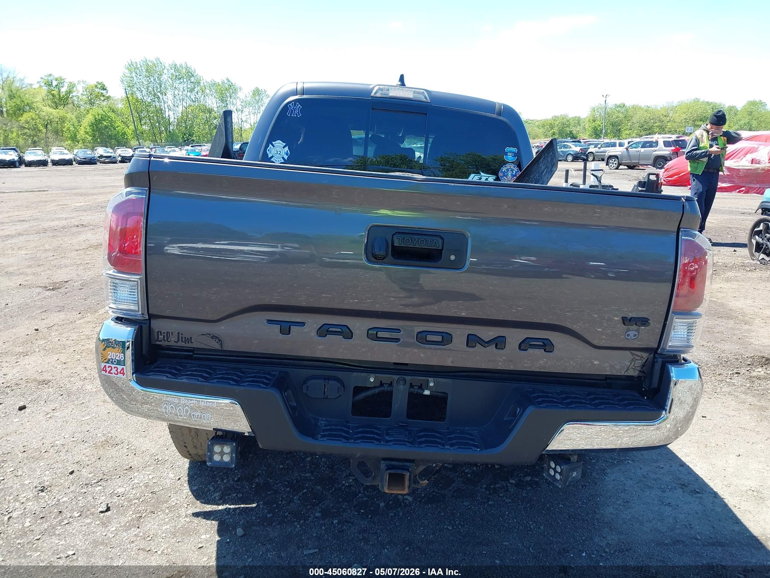 2023 Toyota Tacoma Trd Off Road Серый vin: 3TYCZ5AN5PT128353