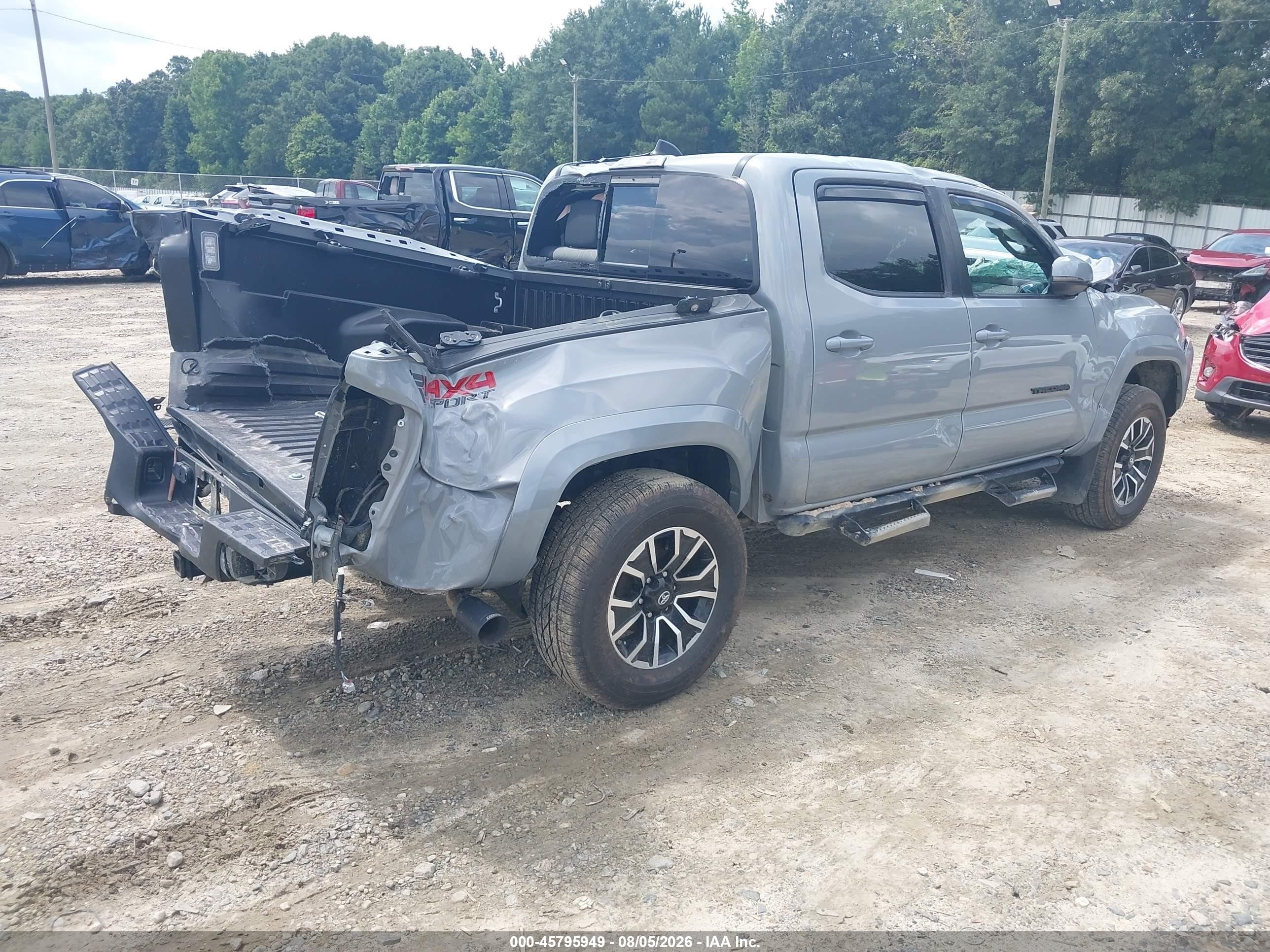 2021 Toyota Tacoma Trd Sport Gray vin: 3TYCZ5AN7MT020876