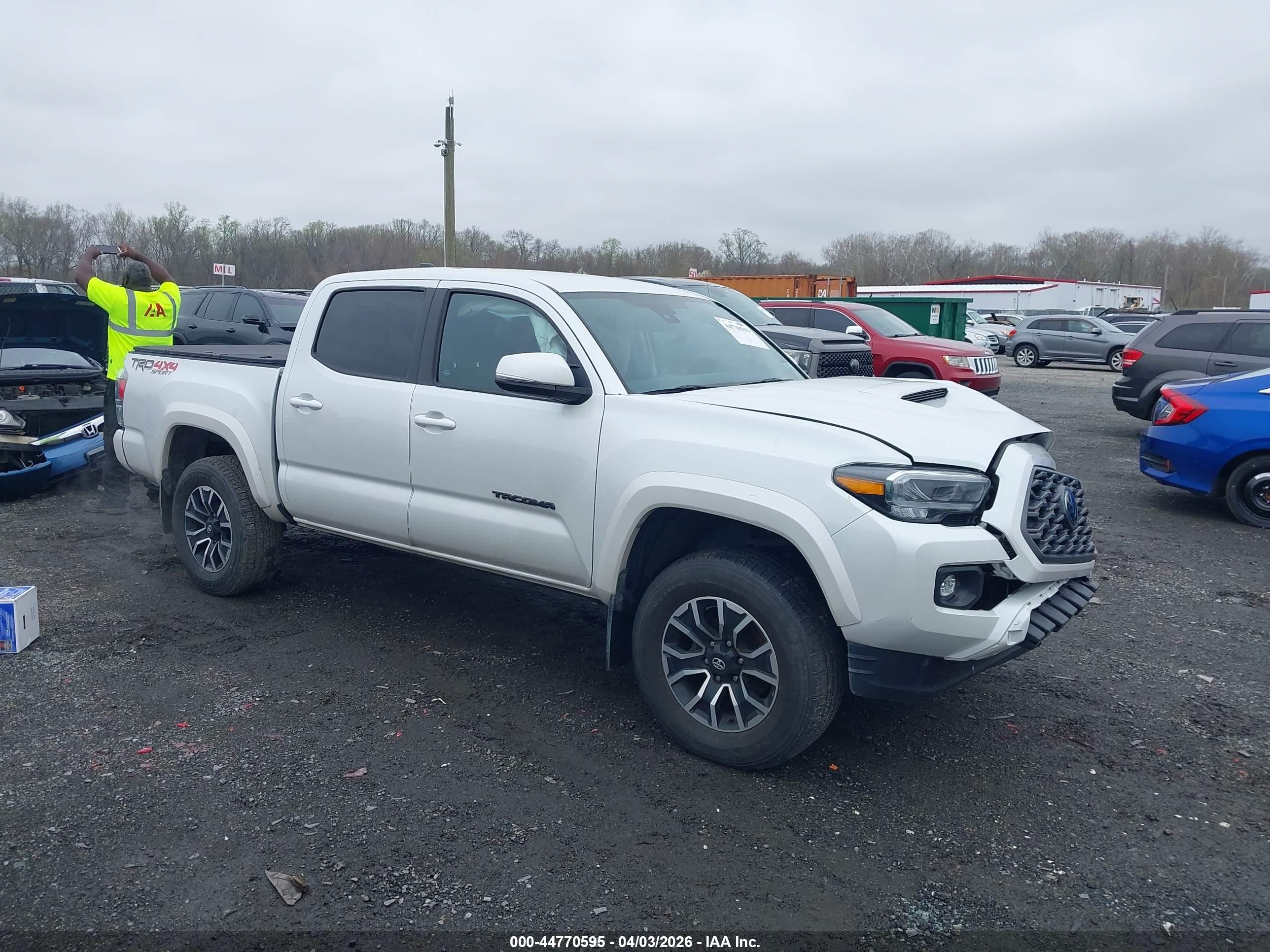 2022 Toyota Tacoma Trd Sport White vin: 3TYCZ5AN9NT100908