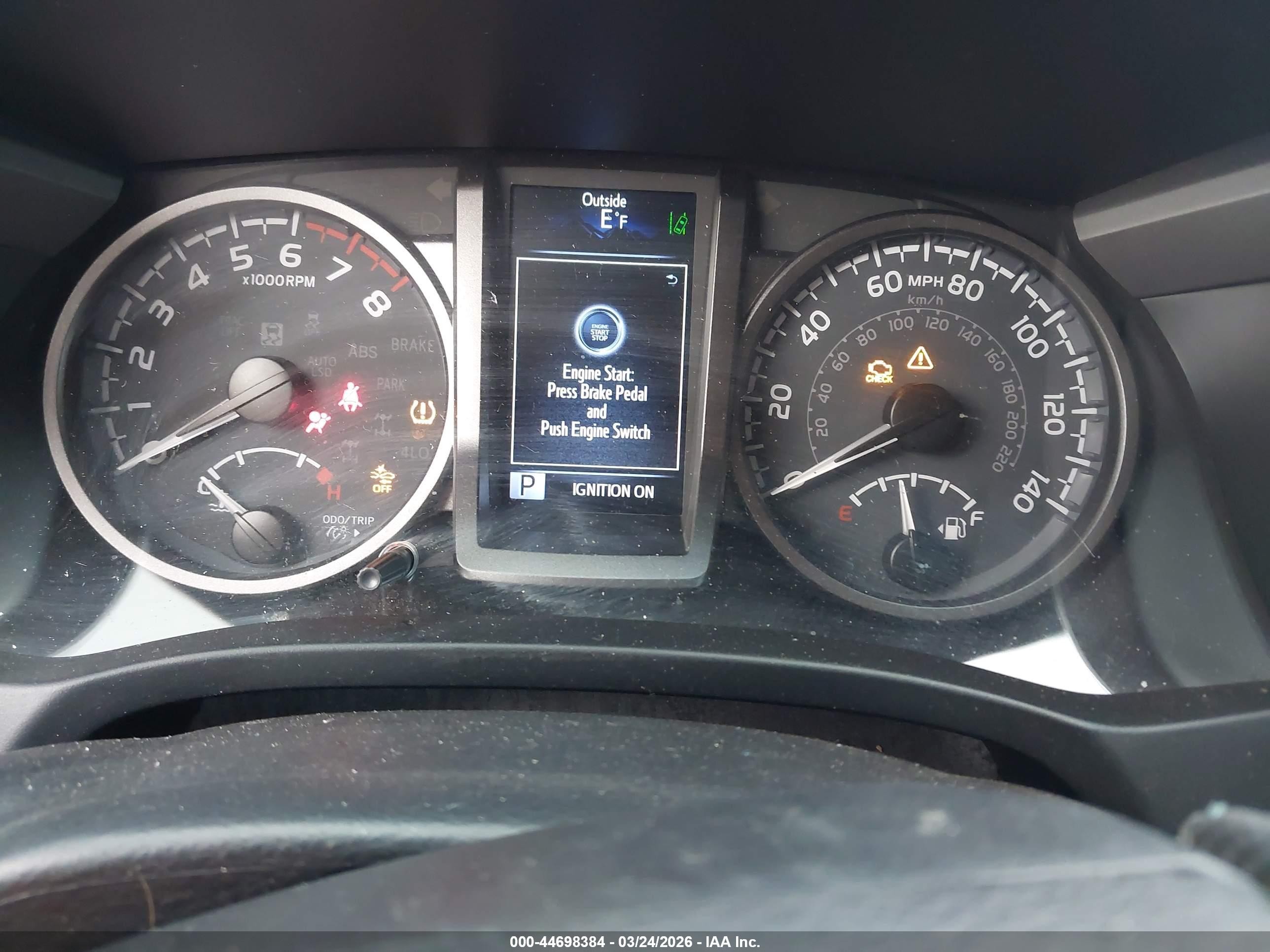 2022 Toyota Tacoma Black vin: 3TYCZ5ANXNT063870