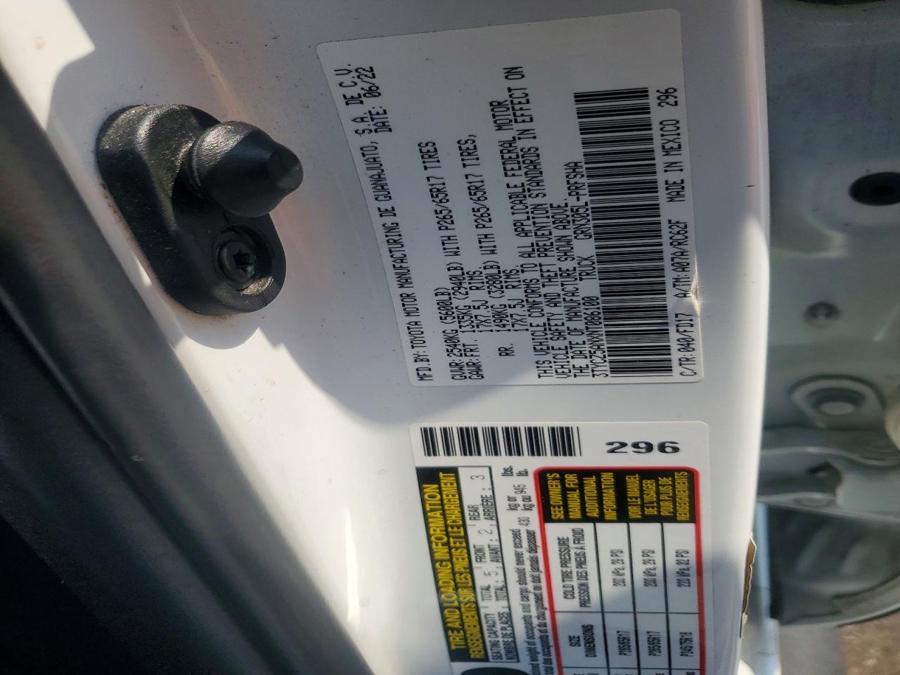 2022 Toyota Tacoma Trd Sport White vin: 3TYCZ5ANXNT086100
