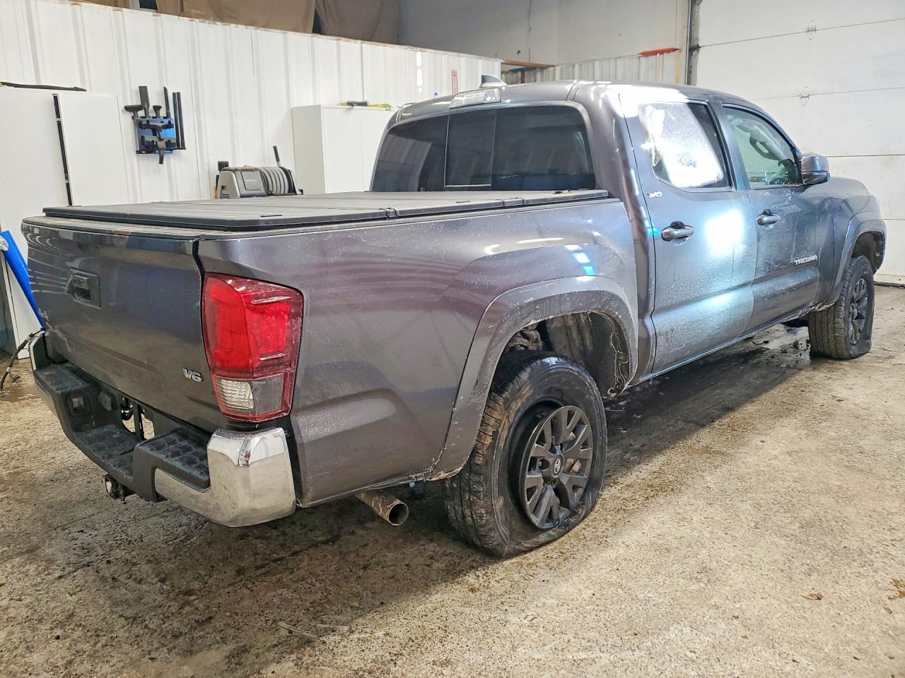 2023 Toyota Tacoma Double Cab Gray vin: 3TYCZ5ANXPT142524