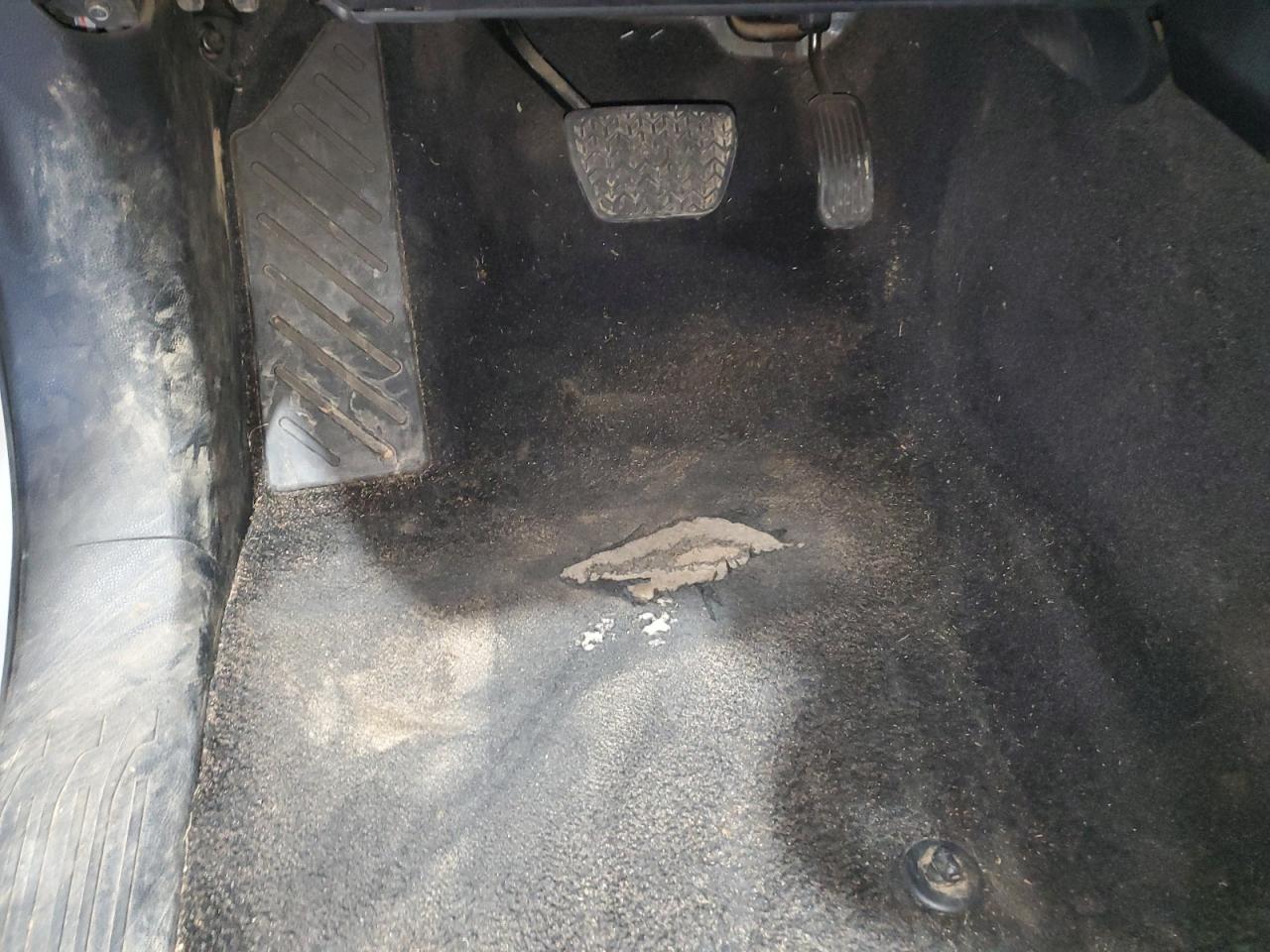 2024 Toyota Tacoma Sr White vin: 3TYJDAHN2RT006623 Damage: Left Front Carpet, Cut, 3 To 4 Inches