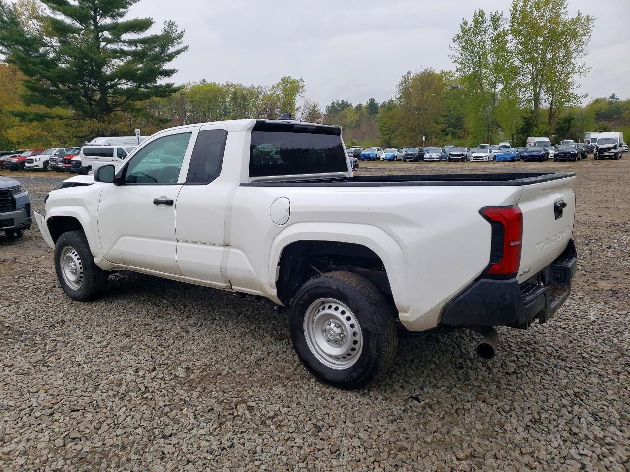 2025 Toyota Tacoma Sr White vin: 3TYJDAKNXST018727