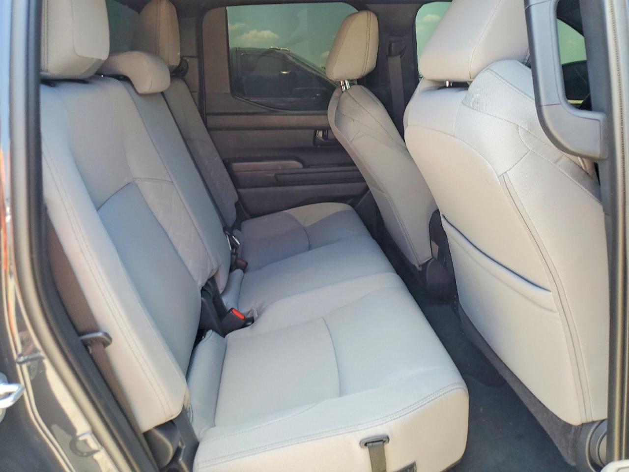 2025 Toyota Tacoma Sr5 Gray vin: 3TYKB5FN8ST027969