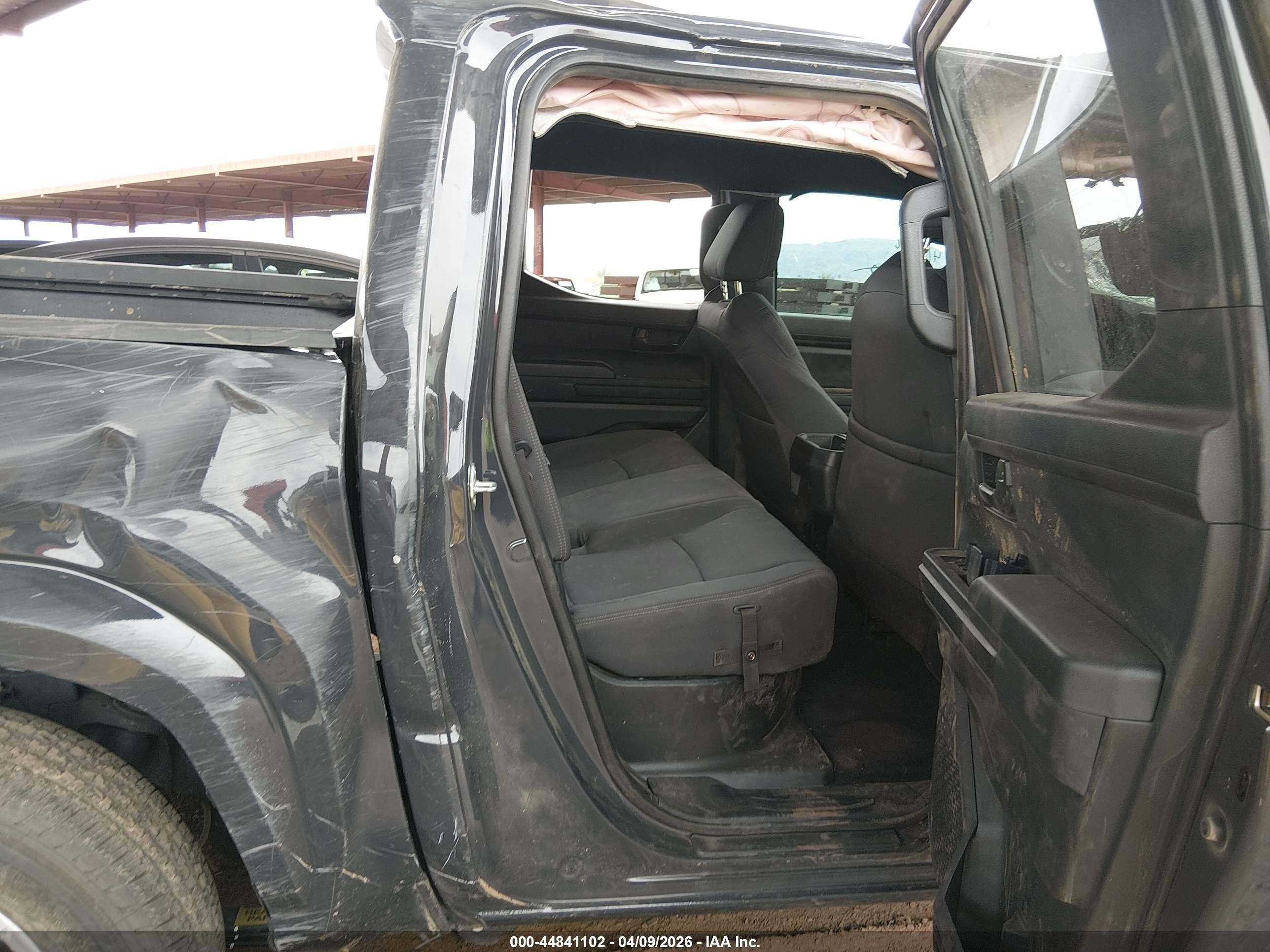 2024 Toyota Tacoma Sr Серый vin: 3TYKD5HNXRT009135