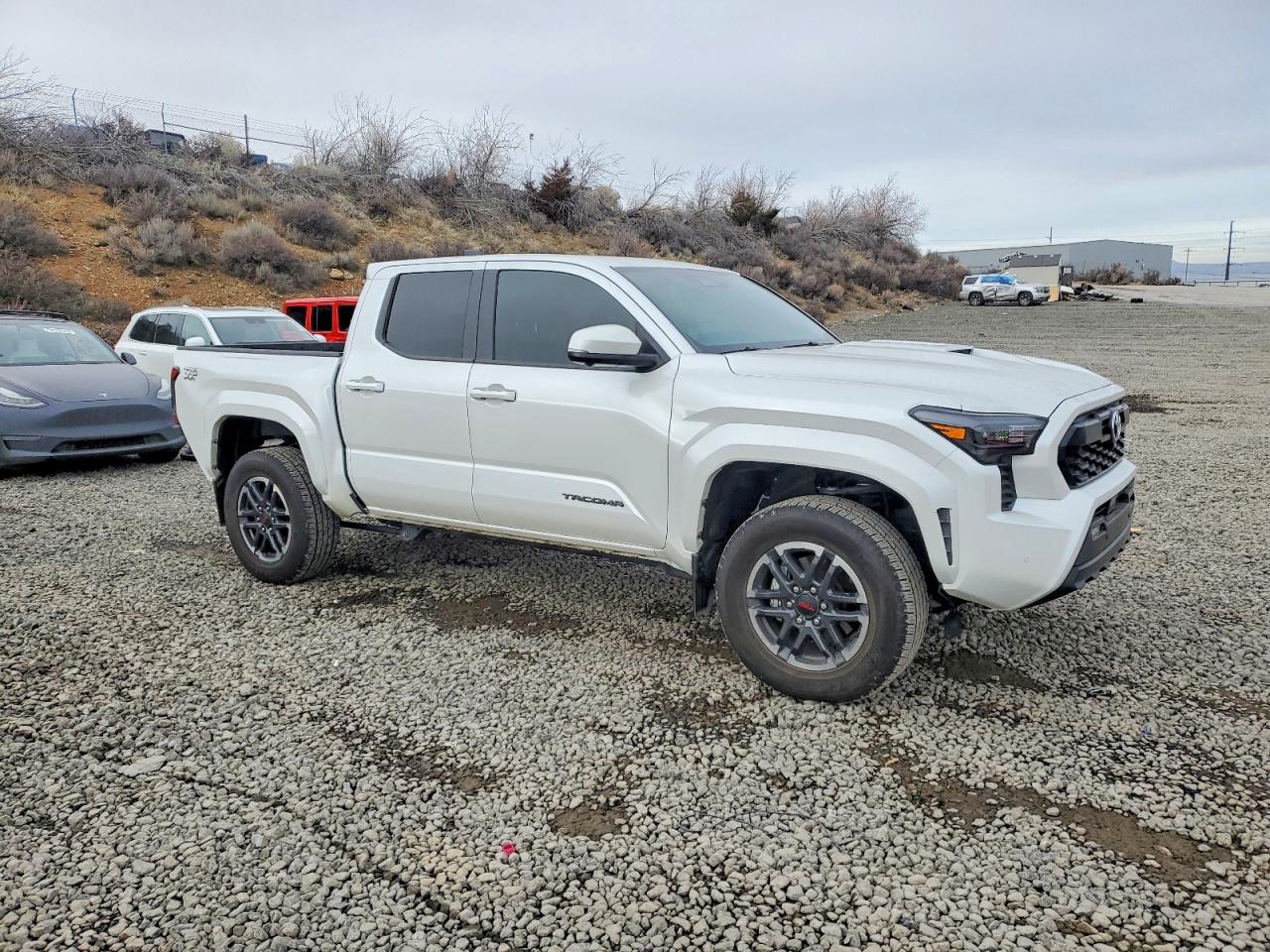 2024 Toyota Tacoma Trd Sport White vin: 3TYLB5JN6RT047482