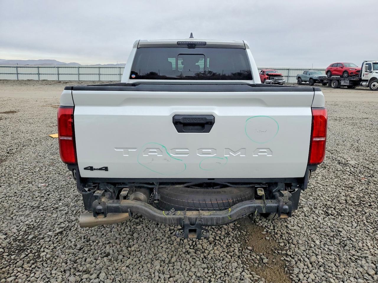2024 Toyota Tacoma Trd Sport White vin: 3TYLB5JN6RT047482