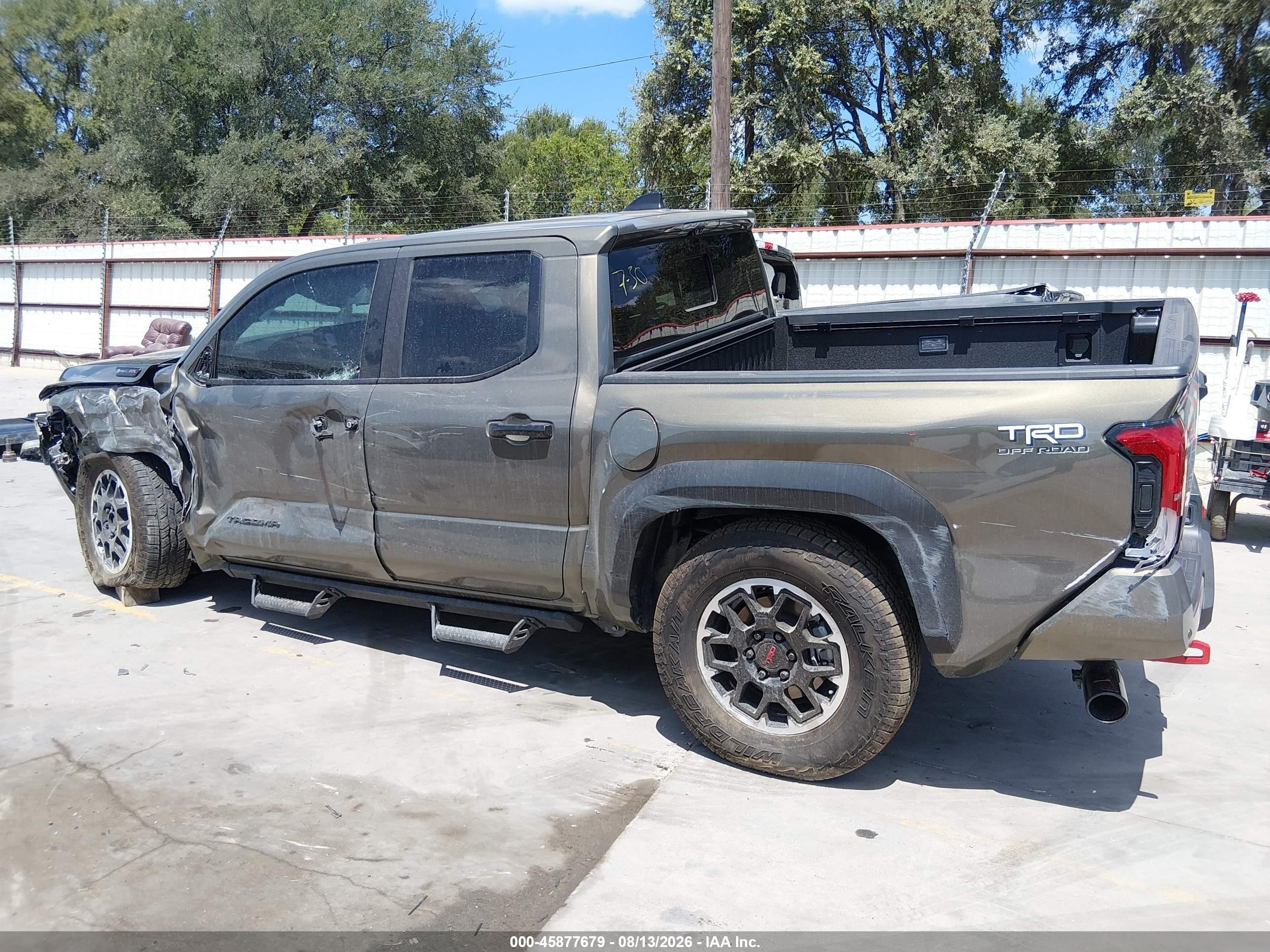 2026 Toyota Tacoma Hybrid Trd Off Road Gold vin: 3TYLC5LN0TT059189