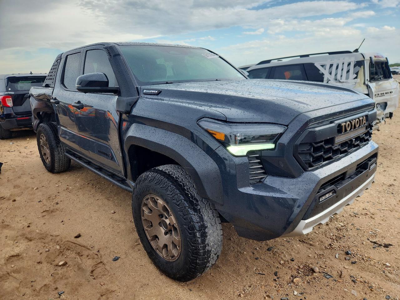 2025 Toyota Tacoma Trailhunter Hv Black vin: 3TYLC5LN6ST043657