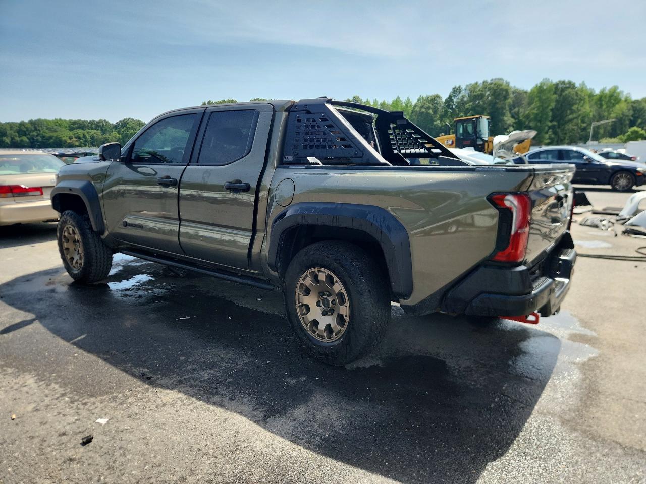 2025 Toyota Tacoma Trailhunter Hv Green vin: 3TYLC5LNXST036338