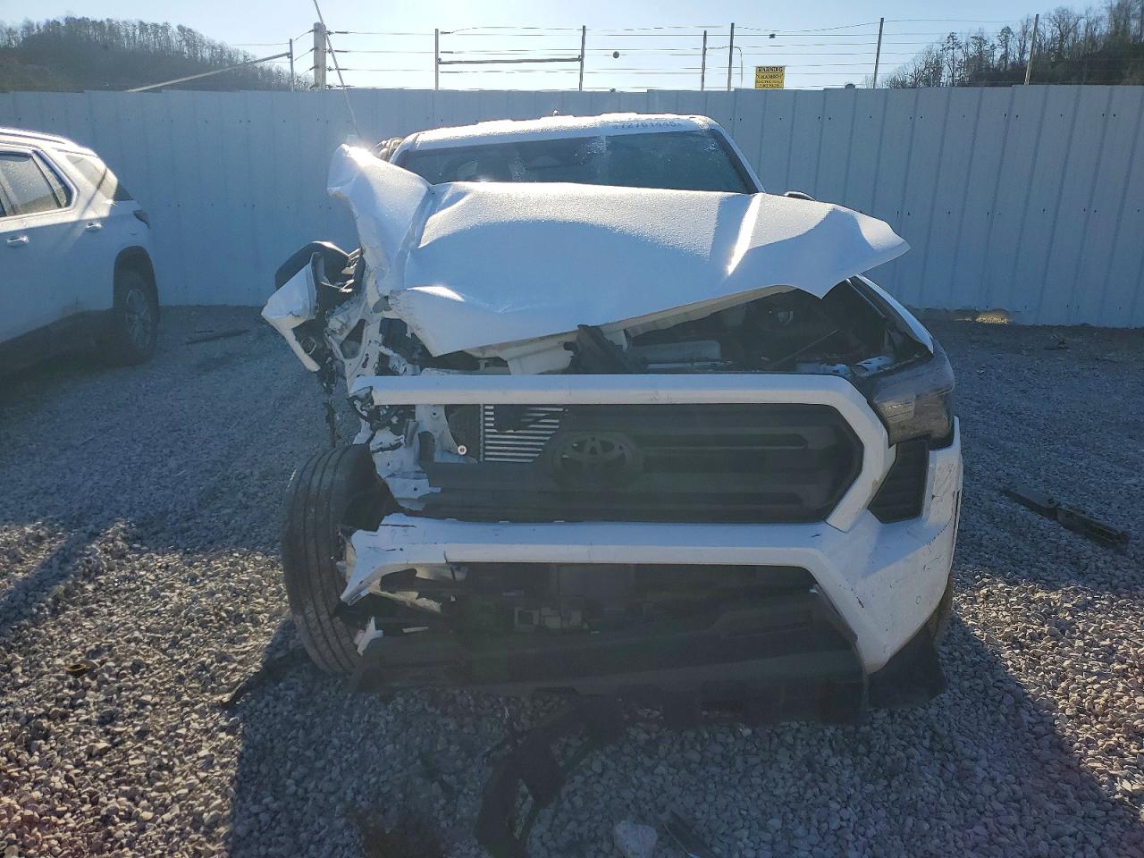 2025 Toyota Tacoma Double Cab White vin: 3TYLD5KN0ST013858