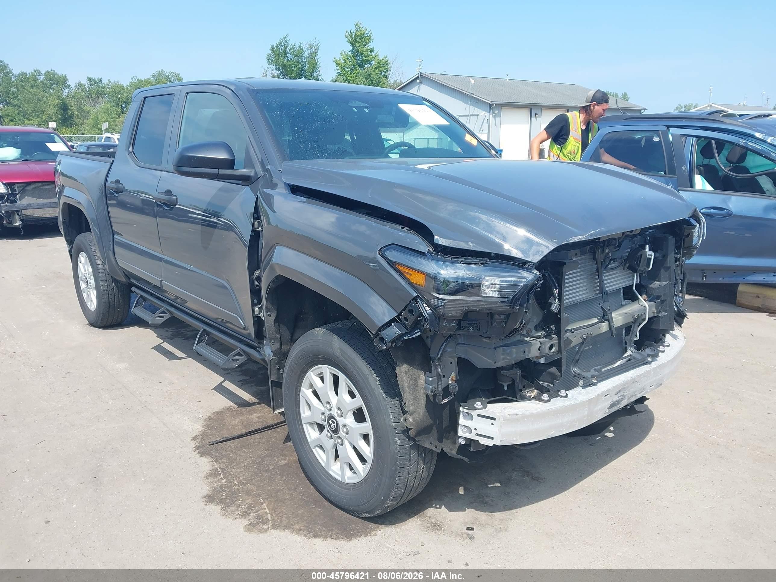 2024 Toyota Tacoma Sr Серый vin: 3TYLD5KN9RT004716