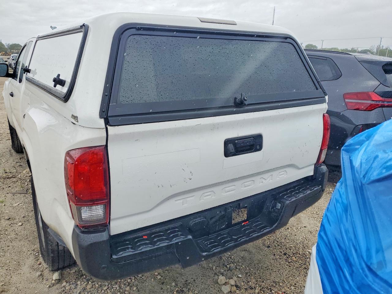 2021 Toyota Tacoma Sr White vin: 3TYRX5GN5MT029597