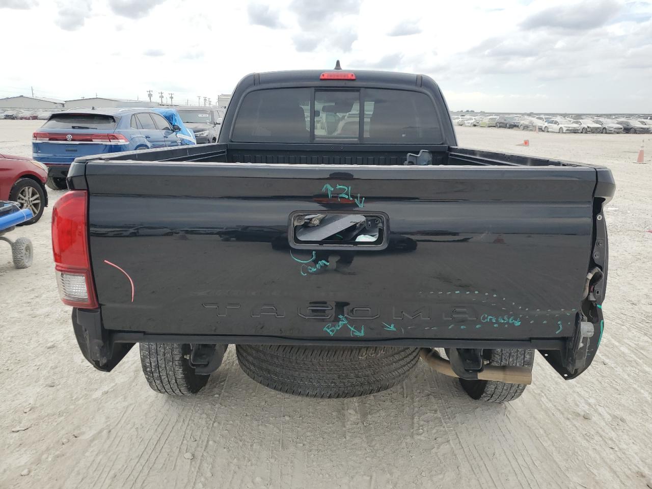 2021 Toyota Tacoma Access Cab Черный vin: 3TYRX5GN7MT008556