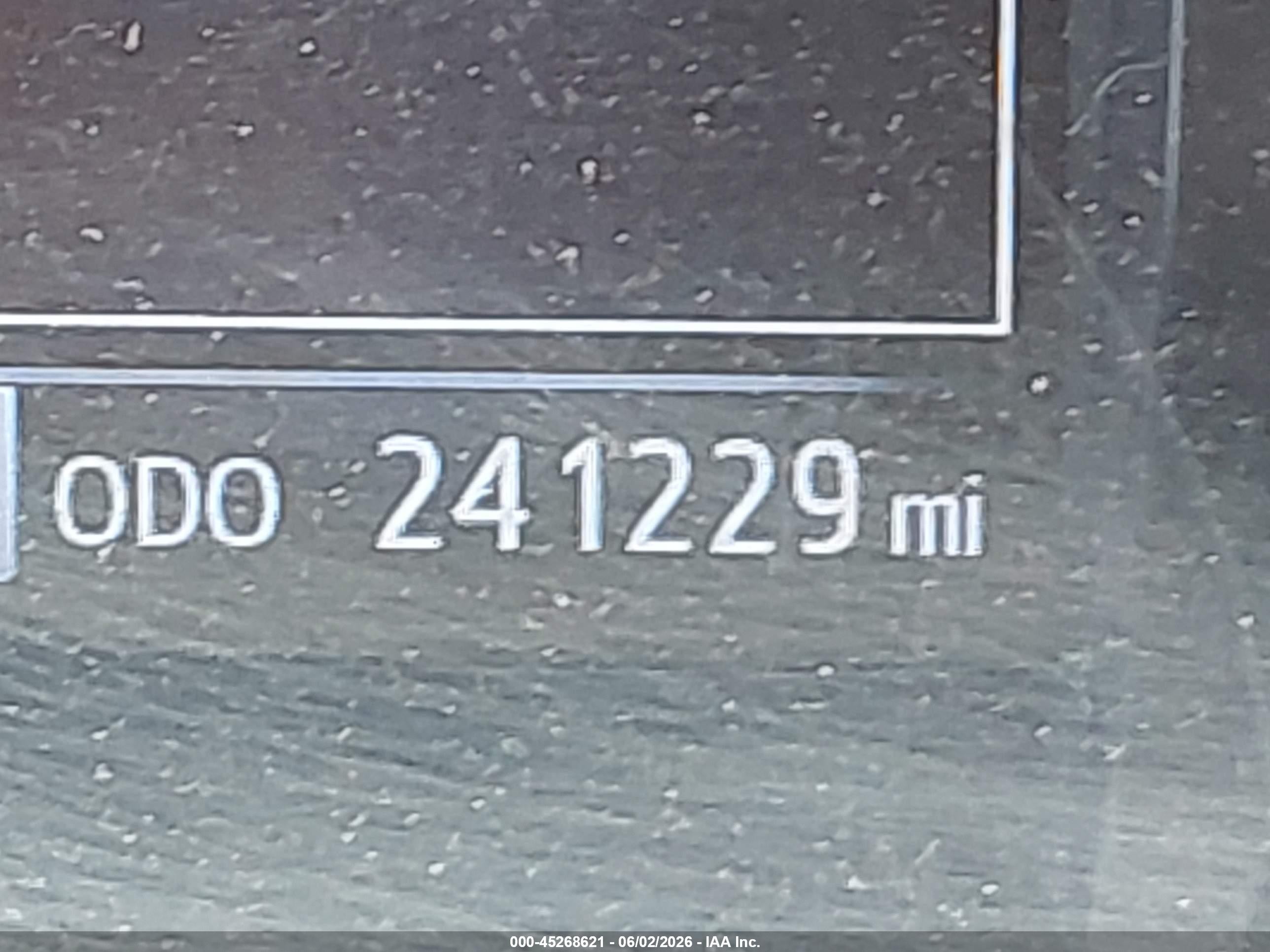2021 Toyota Tacoma Sr Белый vin: 3TYRX5GN7MT013059