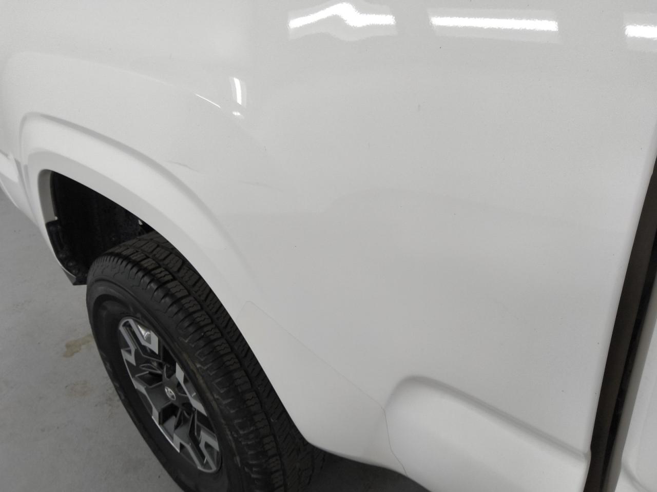 2023 Toyota Tacoma Sr V6 Белый vin: 3TYRZ5CN8PT024723 Damage: Right Bed Side, Multiple Dents/Paint Damage, 2