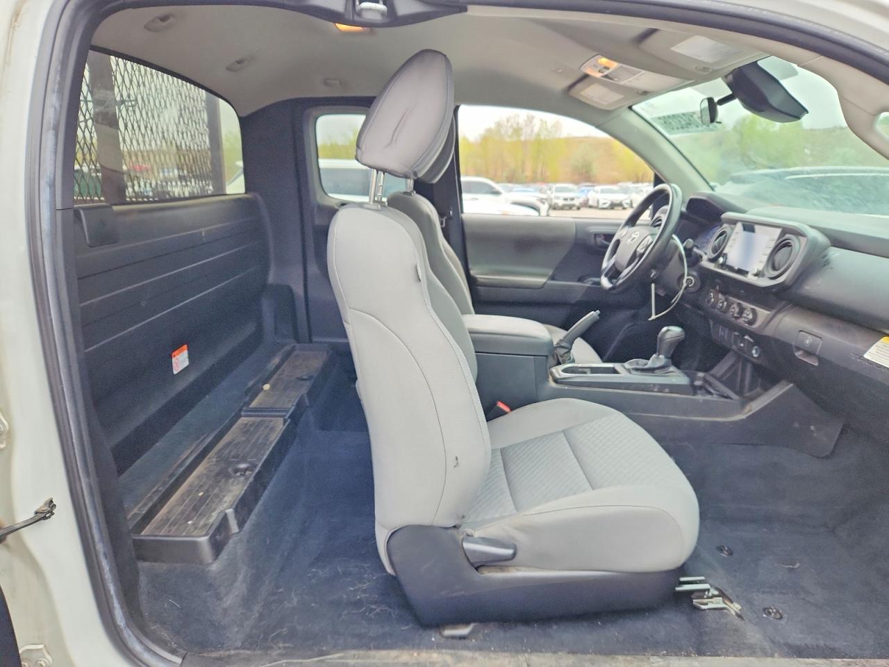 2022 Toyota Tacoma Sr White vin: 3TYSX5EN0NT016259