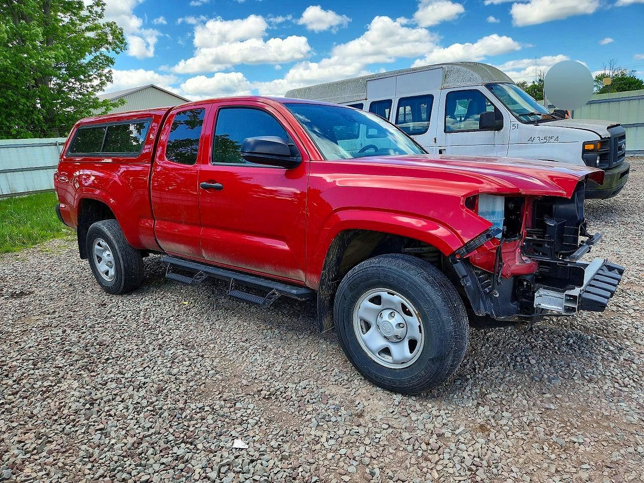 2022 Toyota Tacoma Sr Красный vin: 3TYSX5EN5NT012837