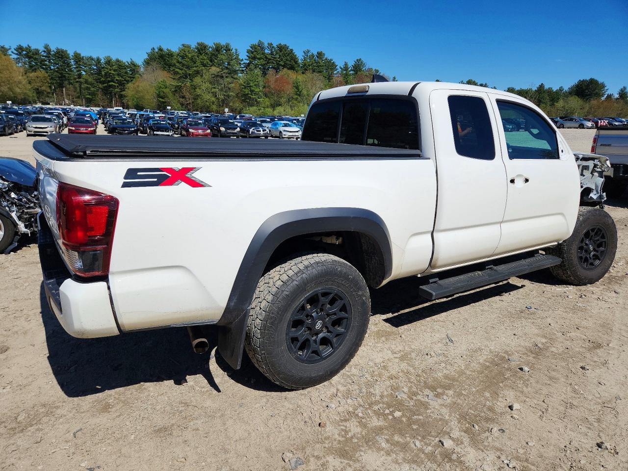 2020 Toyota Tacoma Sr White vin: 3TYSX5ENXLT001992