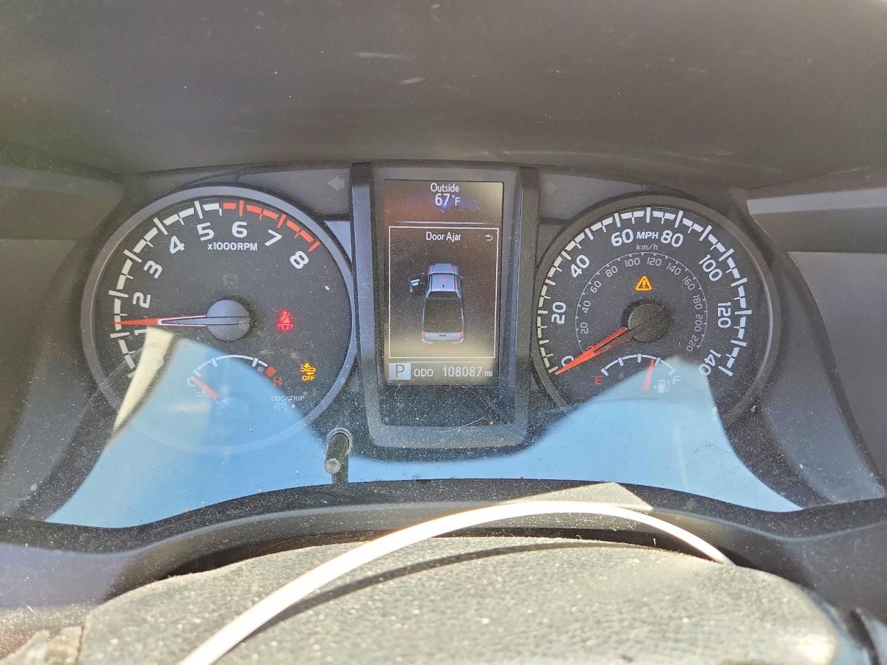 2020 Toyota Tacoma Sr White vin: 3TYSX5ENXLT001992