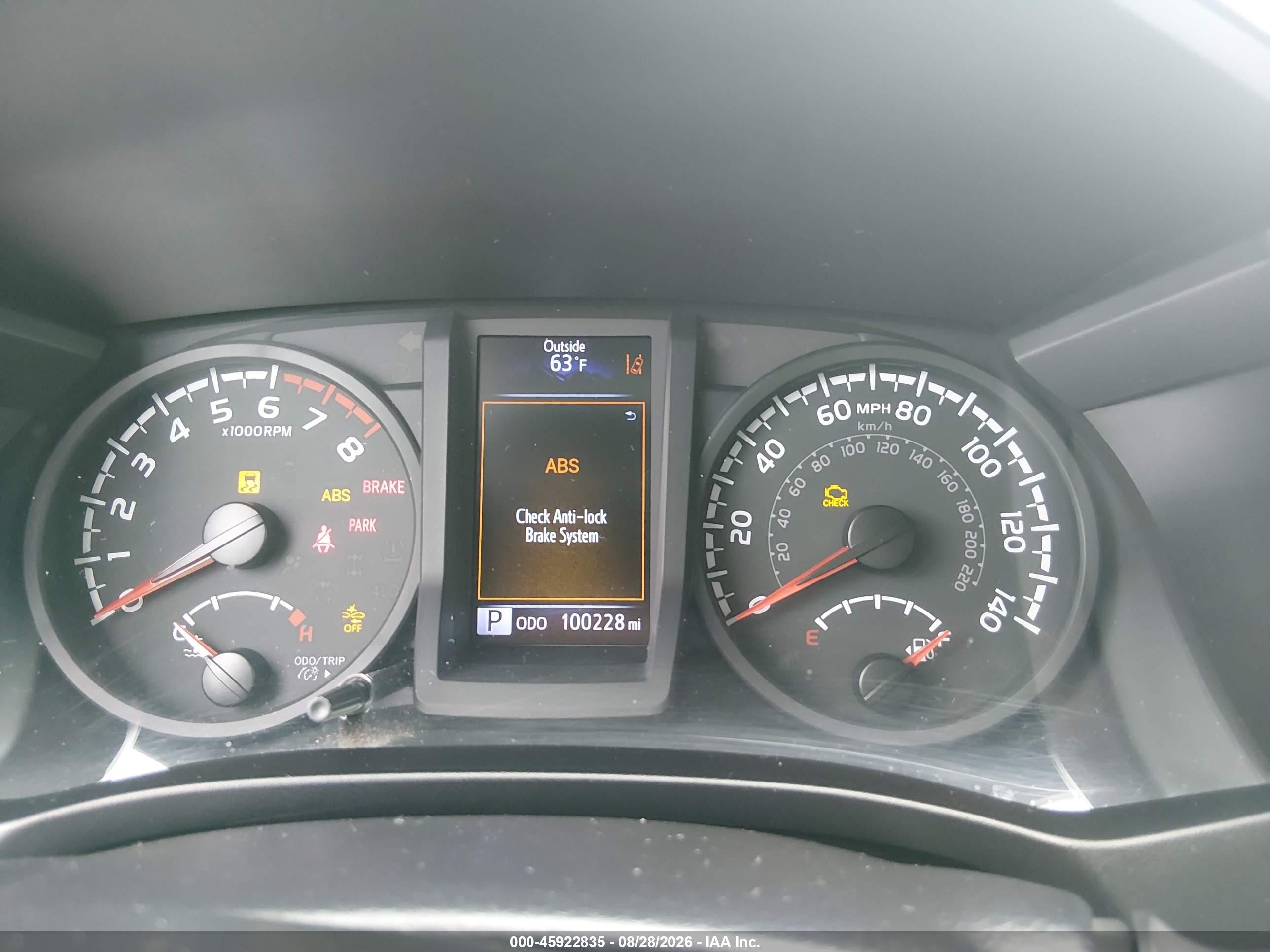 2021 Toyota Tacoma Sr V6 White vin: 3TYSZ5AN0MT048109