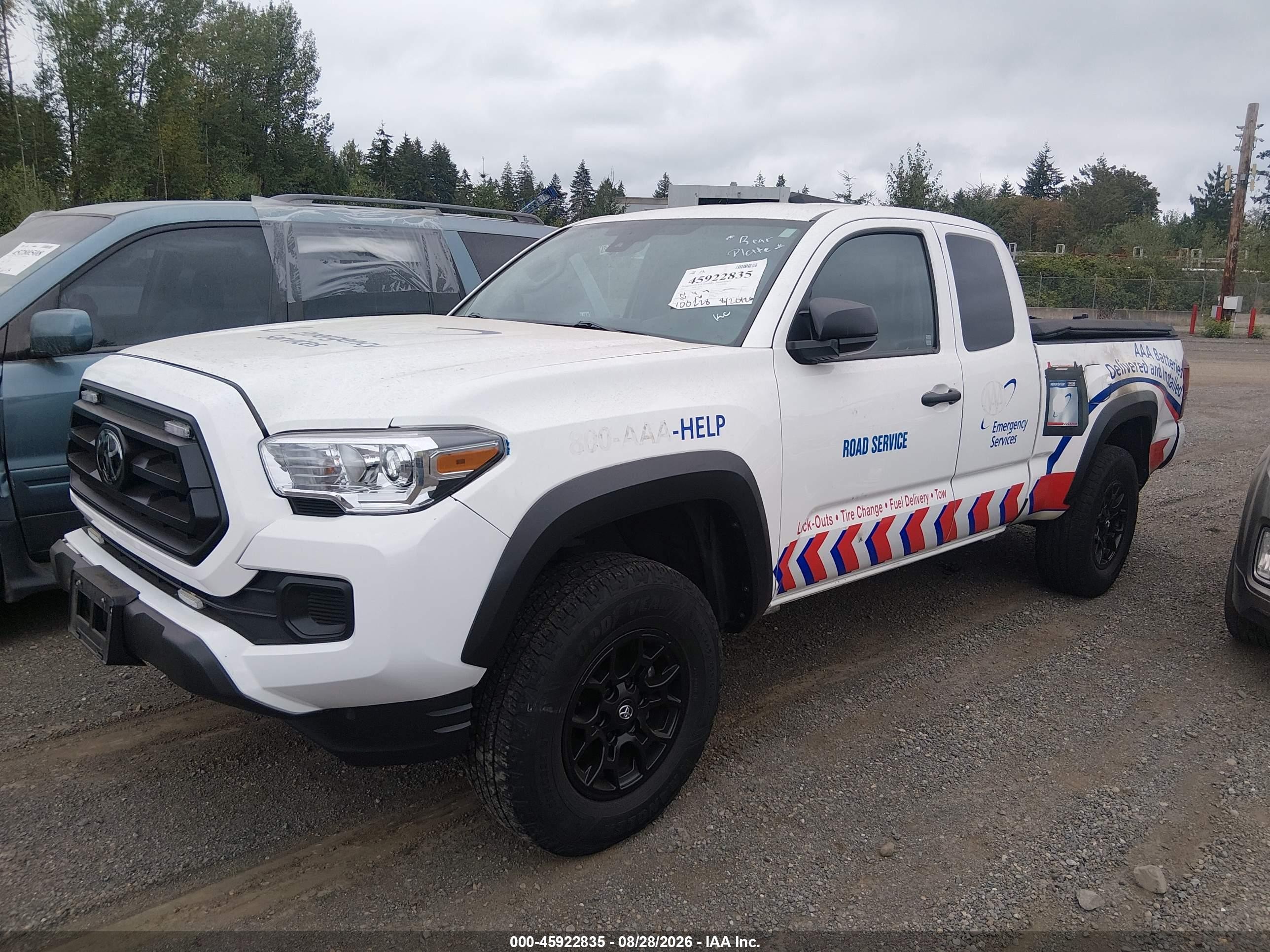 2021 Toyota Tacoma Sr V6 White vin: 3TYSZ5AN0MT048109