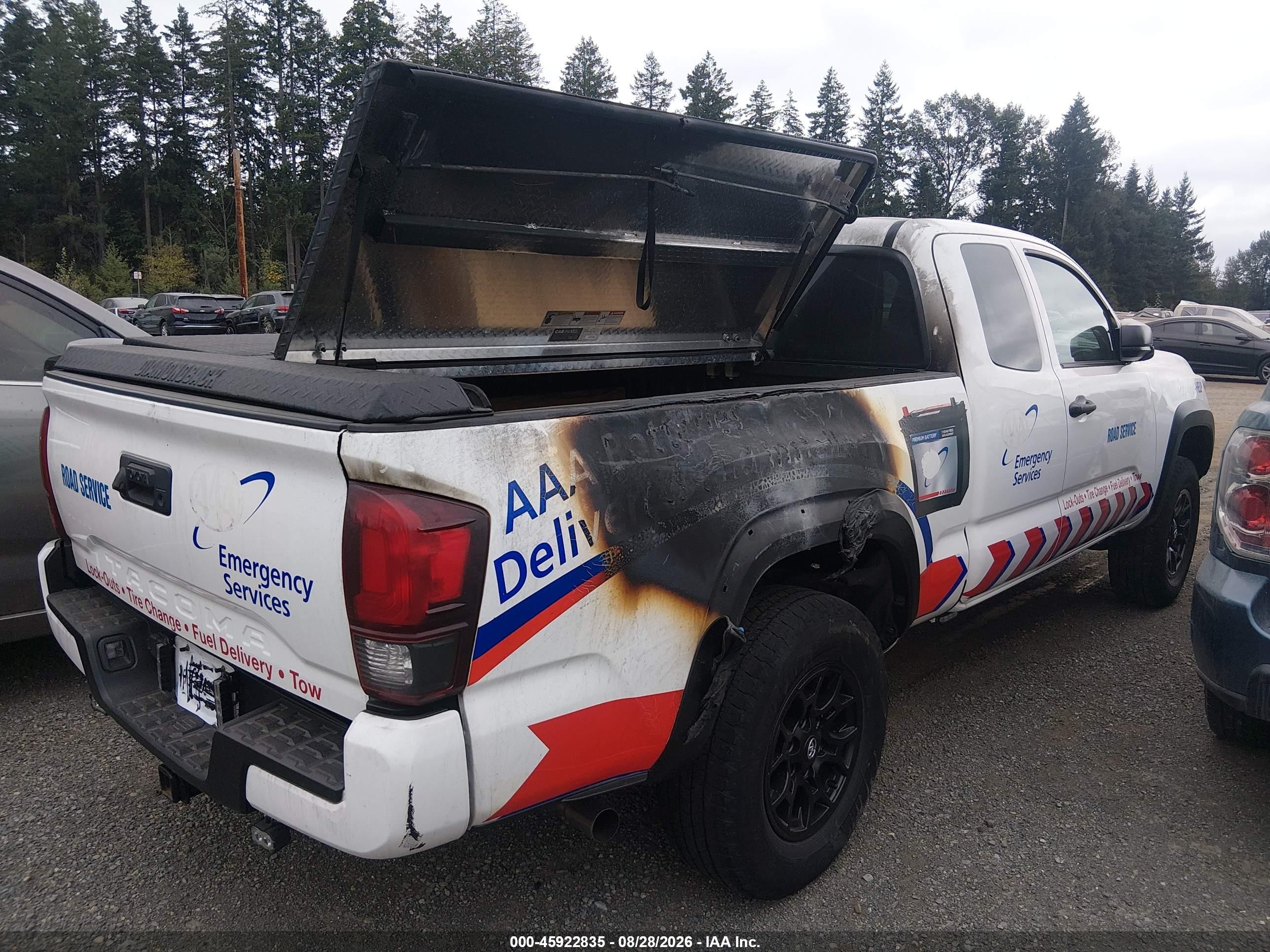 2021 Toyota Tacoma Sr V6 White vin: 3TYSZ5AN0MT048109