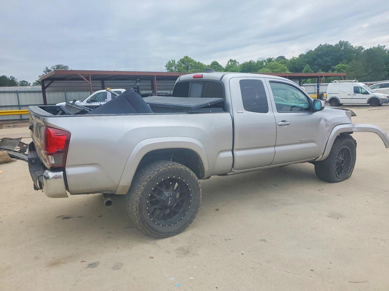 2021 Toyota Tacoma Sr5 V6 Silver vin: 3TYSZ5AN4MT015176