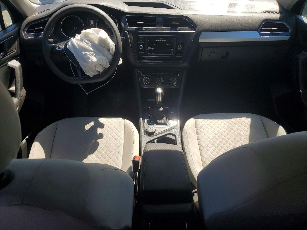 2018 Volkswagen Tiguan S Синий vin: 3VV0B7AX0JM108410
