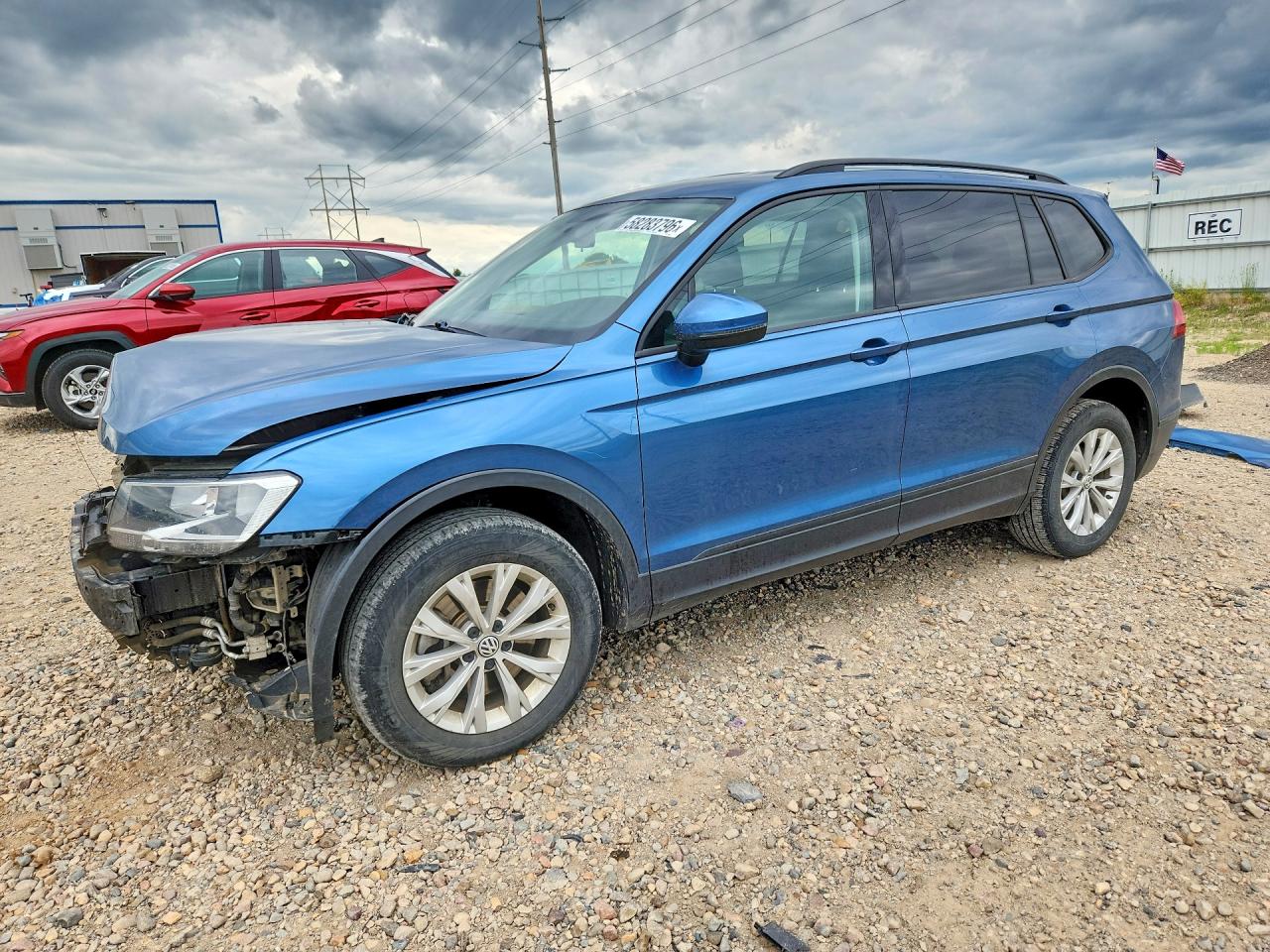 2019 Volkswagen Tiguan S Blue vin: 3VV0B7AX1KM083938