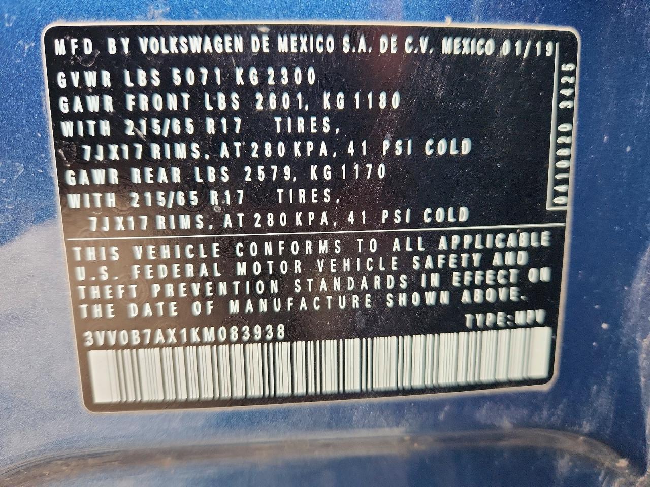 2019 Volkswagen Tiguan S Blue vin: 3VV0B7AX1KM083938