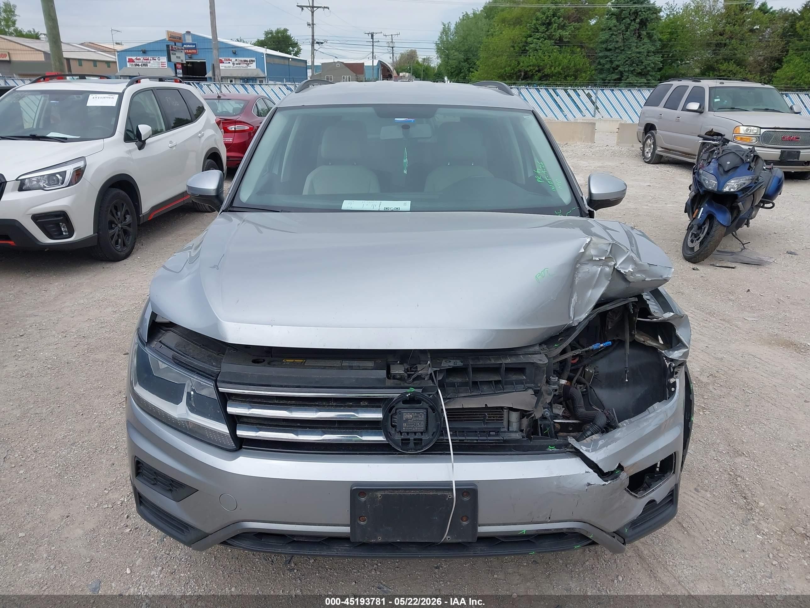 2019 Volkswagen Tiguan 2.0t S Silver vin: 3VV0B7AX2KM086184