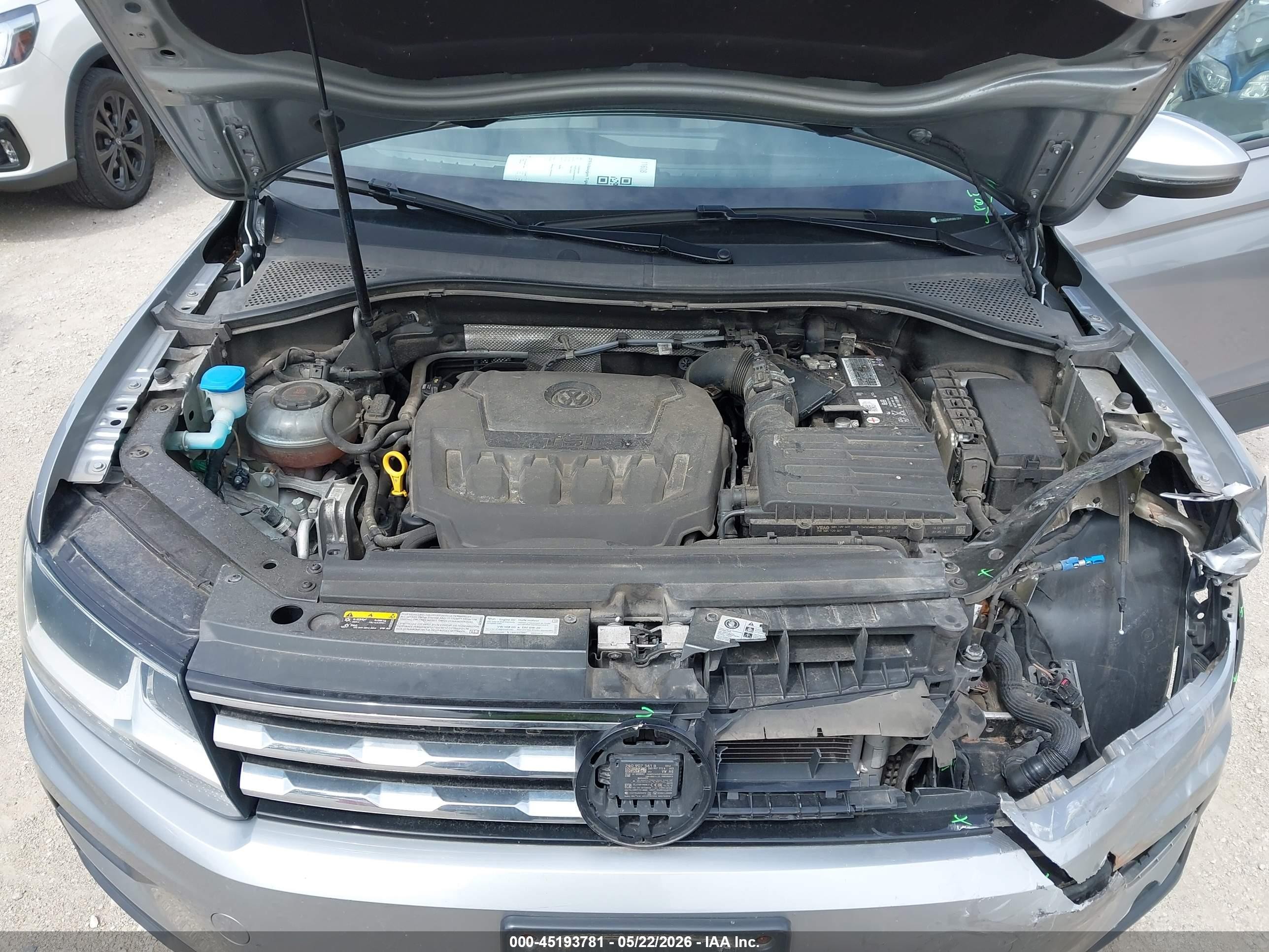 2019 Volkswagen Tiguan 2.0t S Silver vin: 3VV0B7AX2KM086184